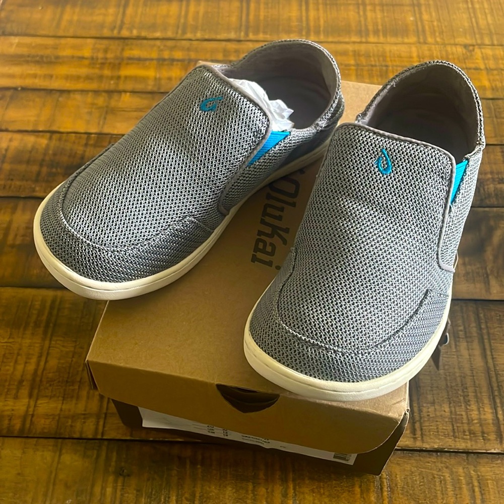 NEW Olukai Nohea mesh boys slip on- kids 13